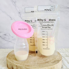 Silicone breast pump bresat milk saver breastfeeding essentials postpartum new mum gifts b